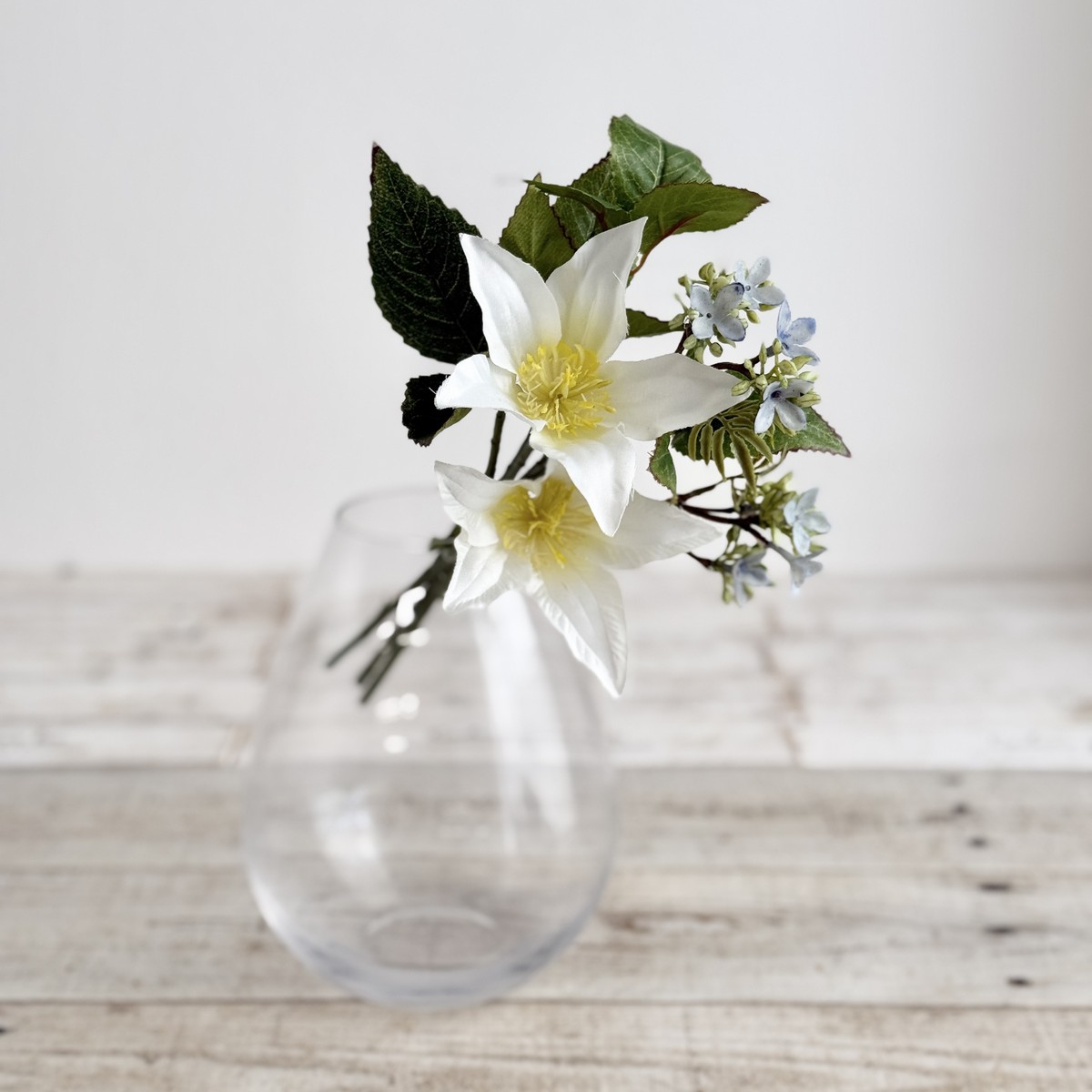 アウトレット◎即日★【造花】MAGIQ東京堂/セリーヌクレマチスブーケクリームホワイト#1CR/WH/FM001224-001