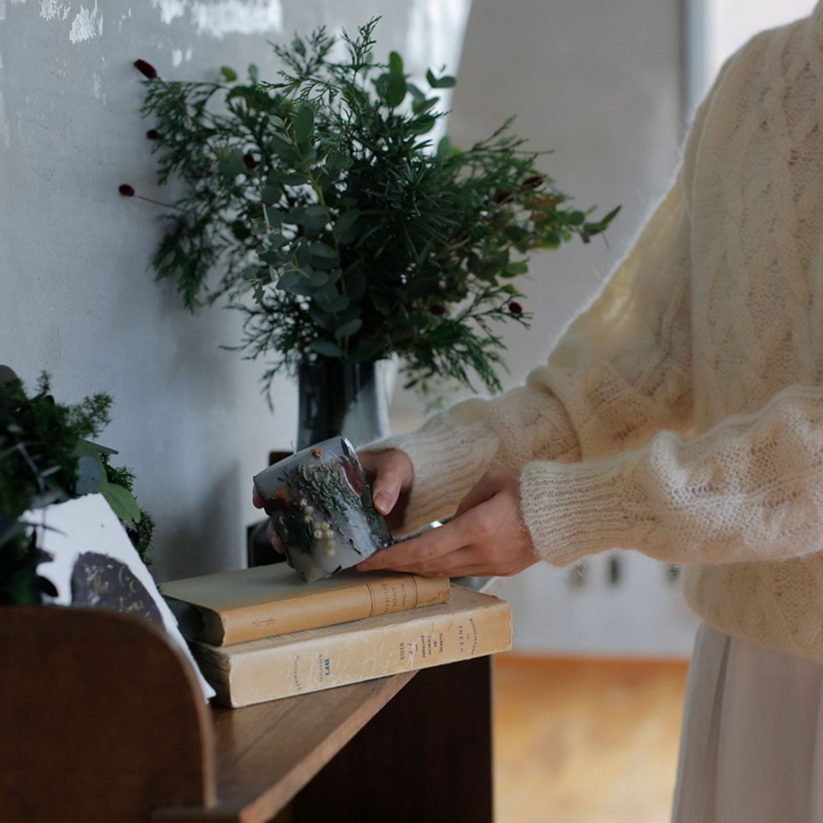 CraftieHome/聖なる夜のボタニカルキャンドル:フォレストグリーン/C-90-CAN-00301-GN