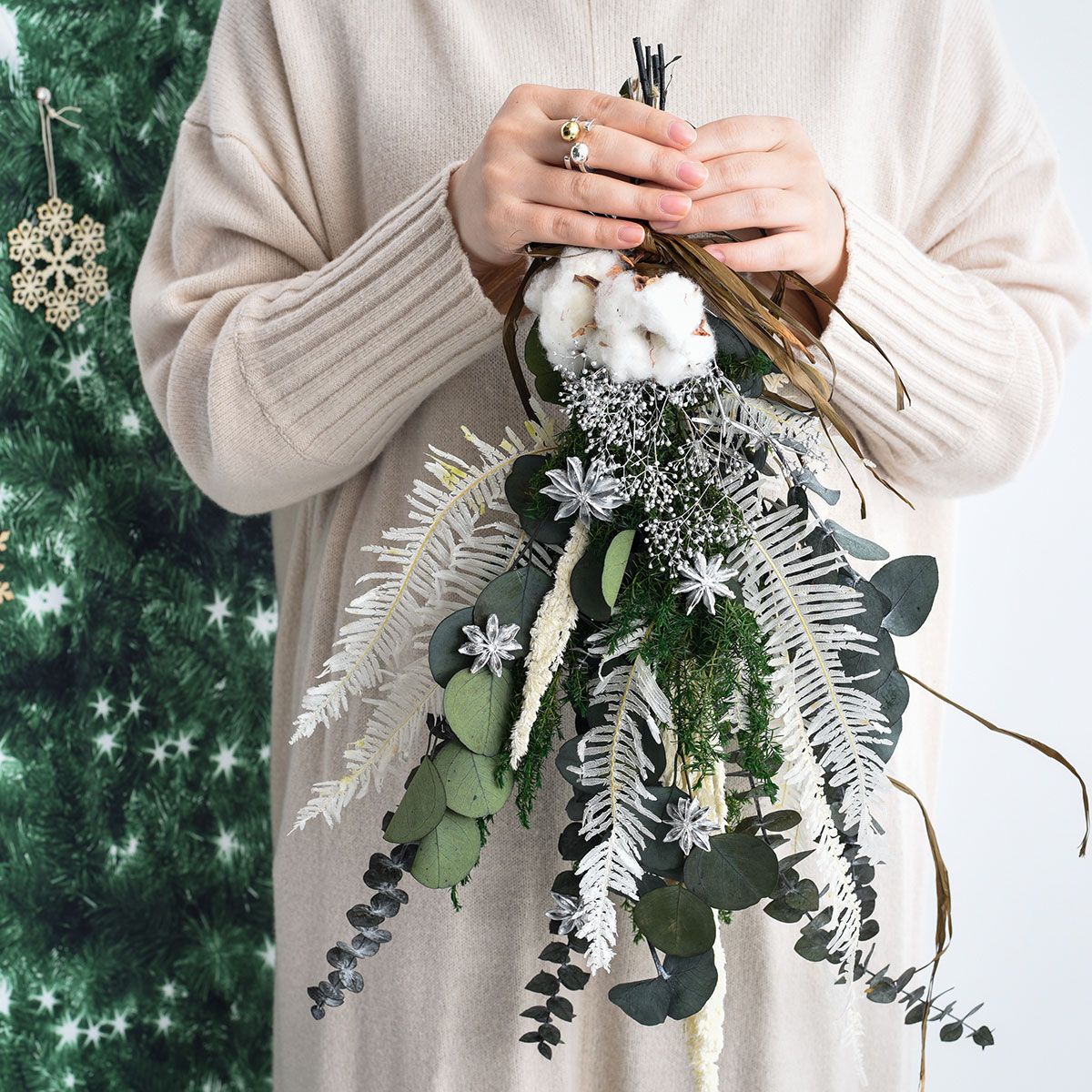 CraftieHome/森のしずく ユーカリとヒムロスギのスワッグ/C-90-FLO-00303-WT