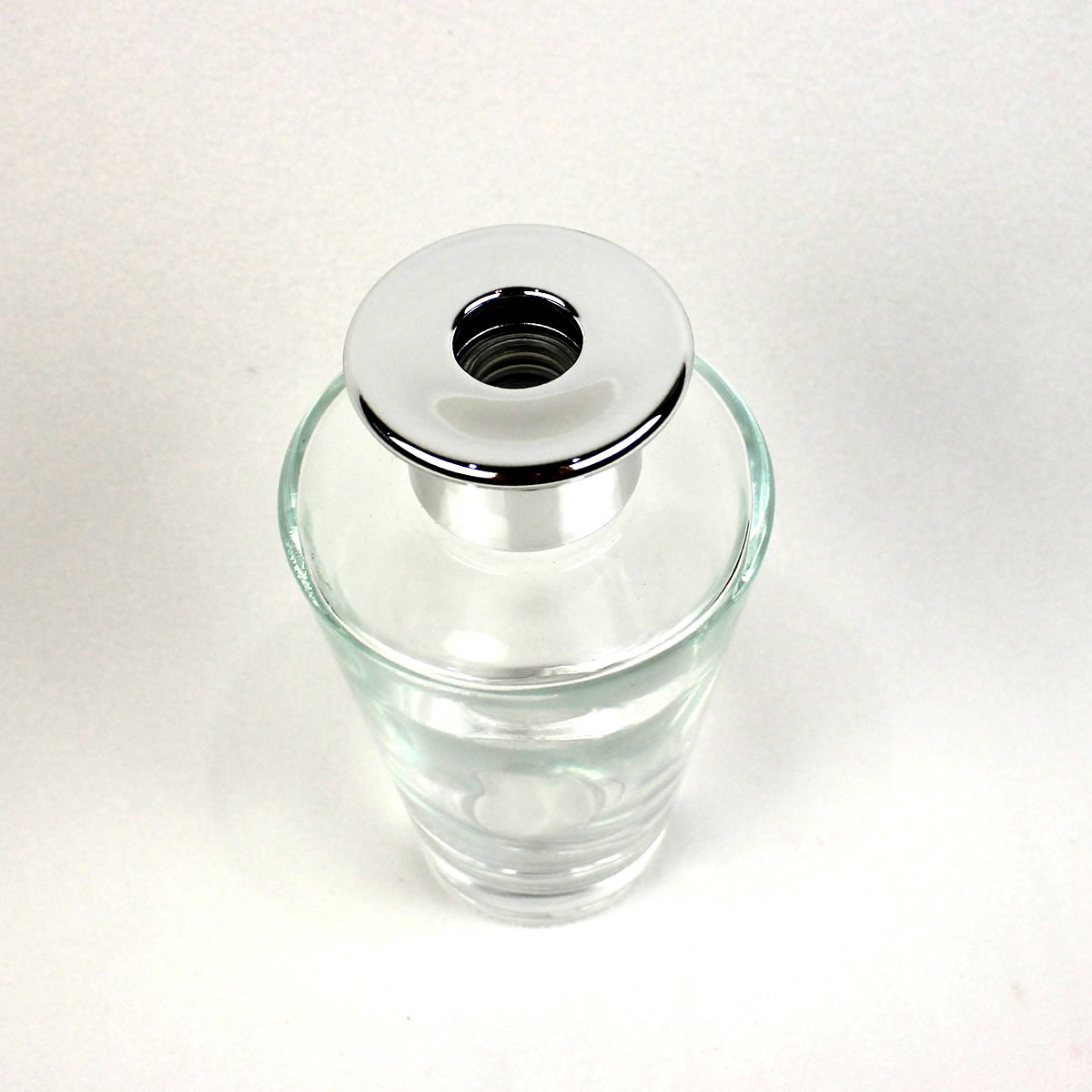 特価 即日 リードディフューザー用ガラス瓶 コニカル型 80ml 銀カバー 中栓 特価 即日 リードディフューザー用ガラス瓶 コニカル型 80ml 銀カバー 中栓