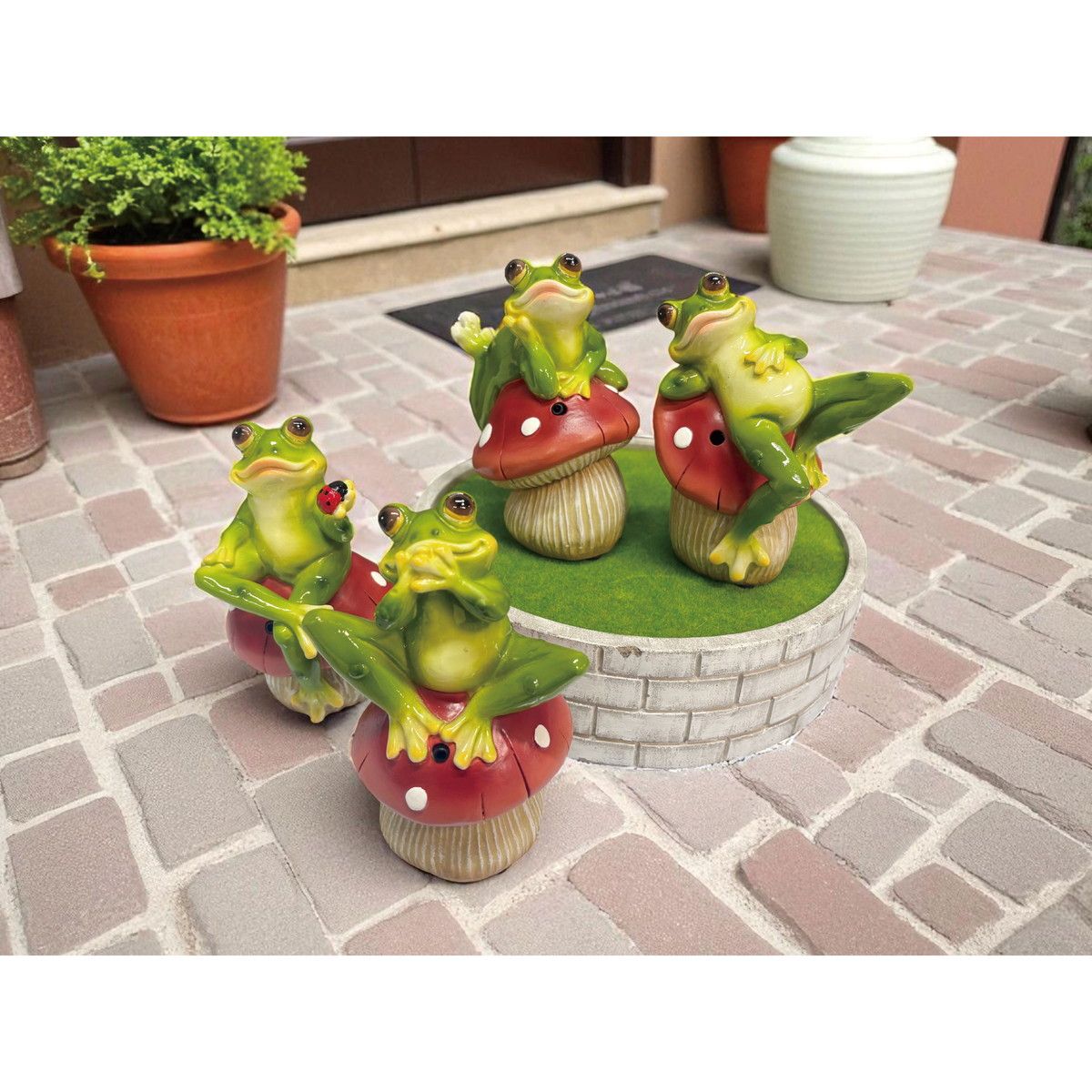 丸和貿易/センサーアニマル ハミングフロッグB/4009676-02