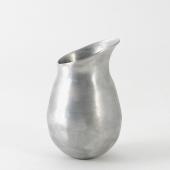 志成販売/水やりにちょうど良いアルミの水差し(L)/304979 - 花材通販は