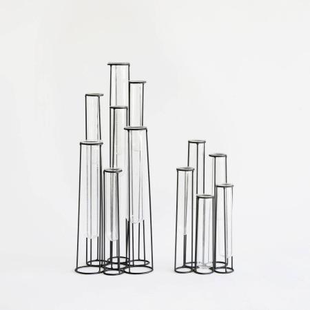 志成販売/花を引き立てる アイアンのフラワーベース(L)/305161