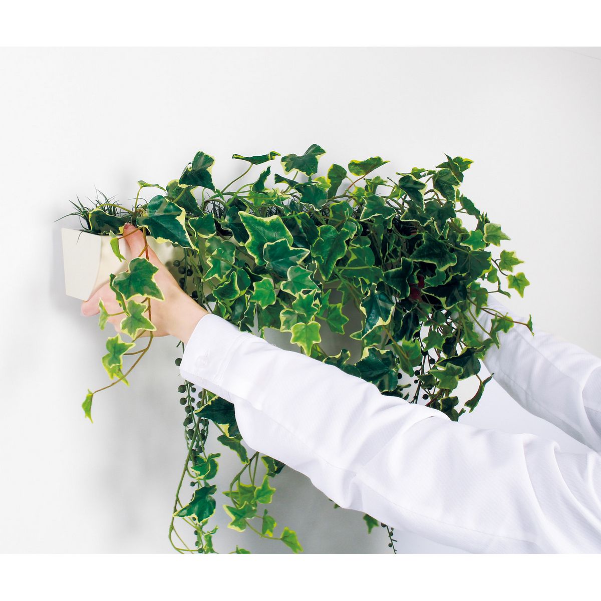 【直送】【人工観葉植物】ベルク/マグネットグリーン(ポット) 白/GR4495 ※返品・代引・キャンセル不可・個人宅配送不可