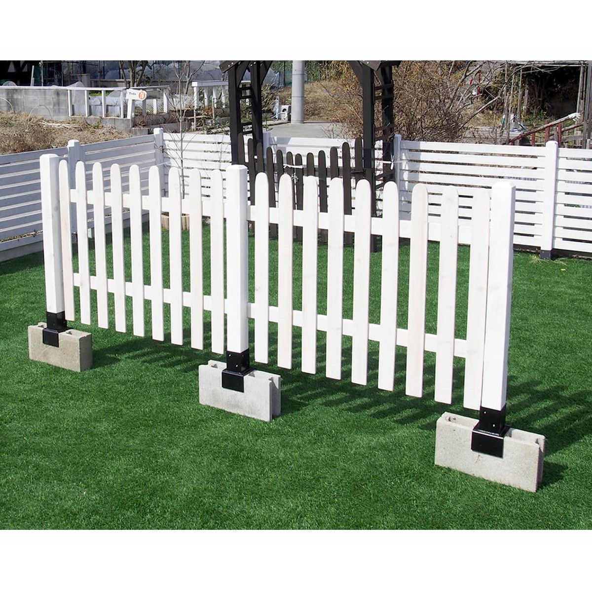 特価◎【直送】住まいスタイル/ラティス・フェンス支柱固定金具ブロック用12cm(1個) ブラック/S-BB7212