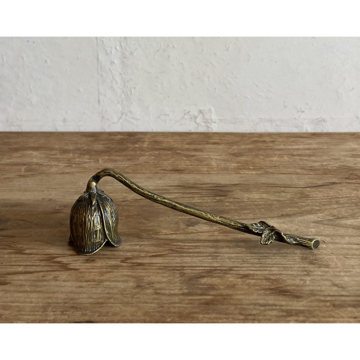 SOW/CANDLE SNUFFER Single flower/DRDF4003