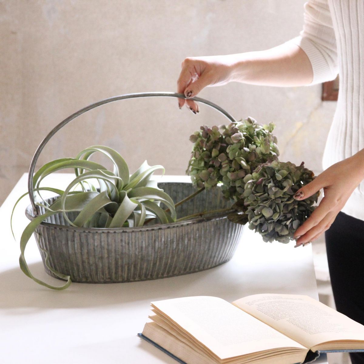 SOW/ブリキハンドル付きオーバルトレイ Lサイズ/BAGS2223SW