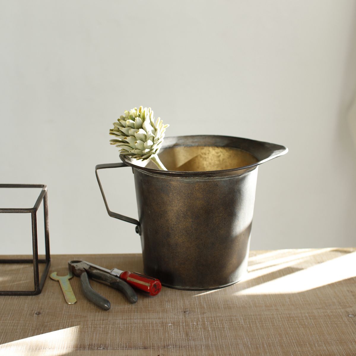 SOW/Deep Bloom ハンドルブリキピッチャーバケツ Lサイズ/DTDT6063SW