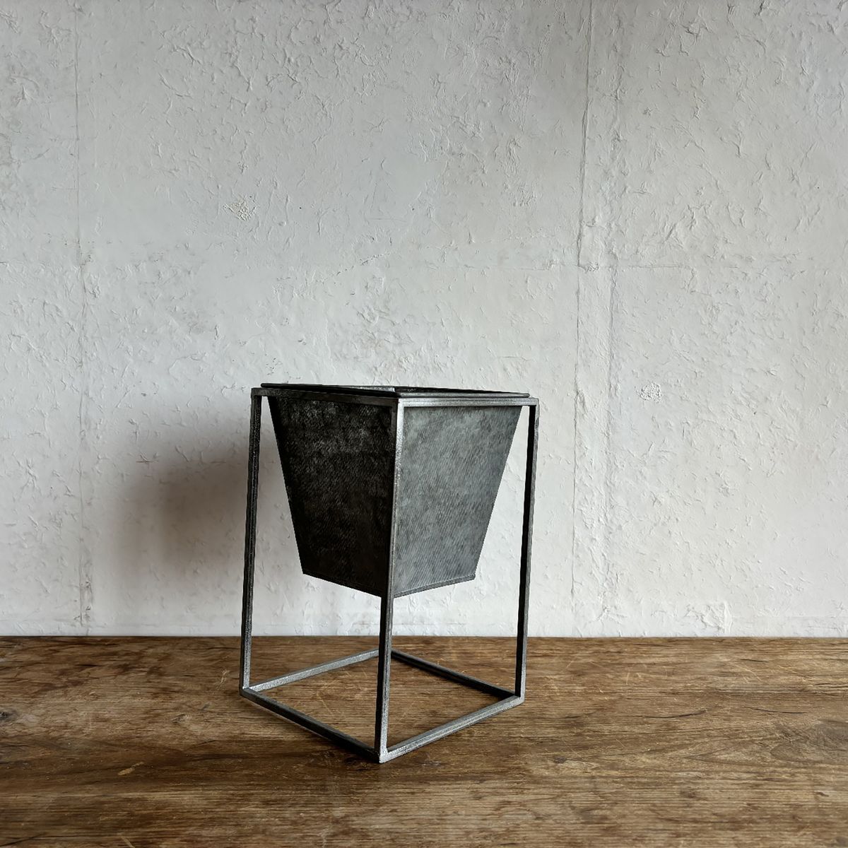 SOW/ブリキスタンドプランター Lサイズ/BAGT2002