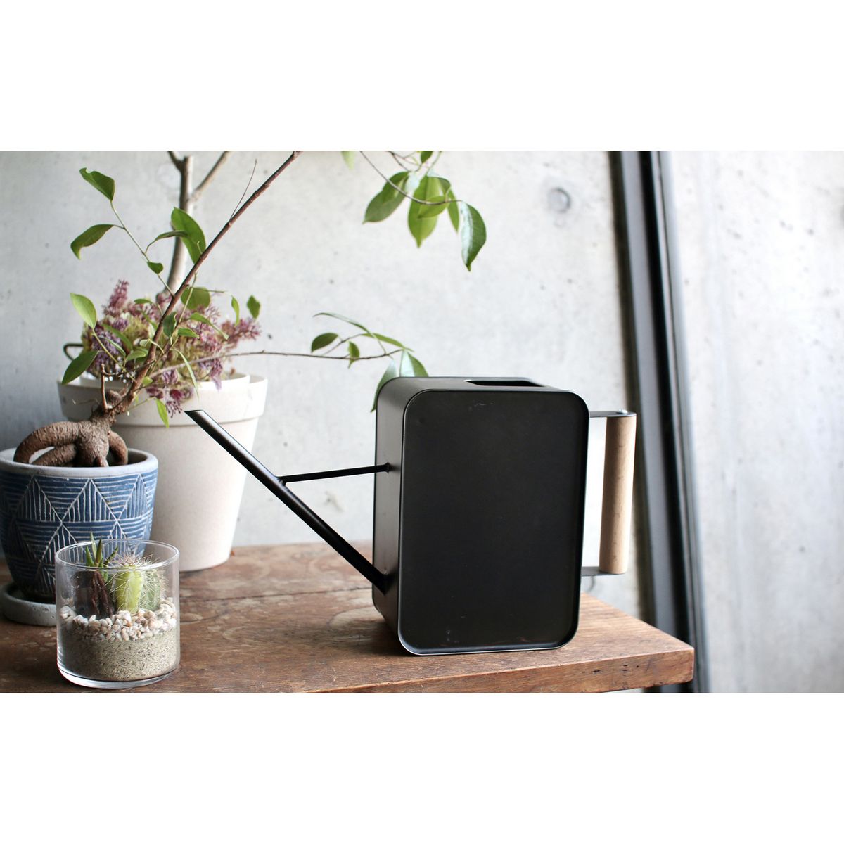 SOW/NORMANDIE ブリキ細口スクエアジョーロ ガンメタ 1.9L/HUY600GN