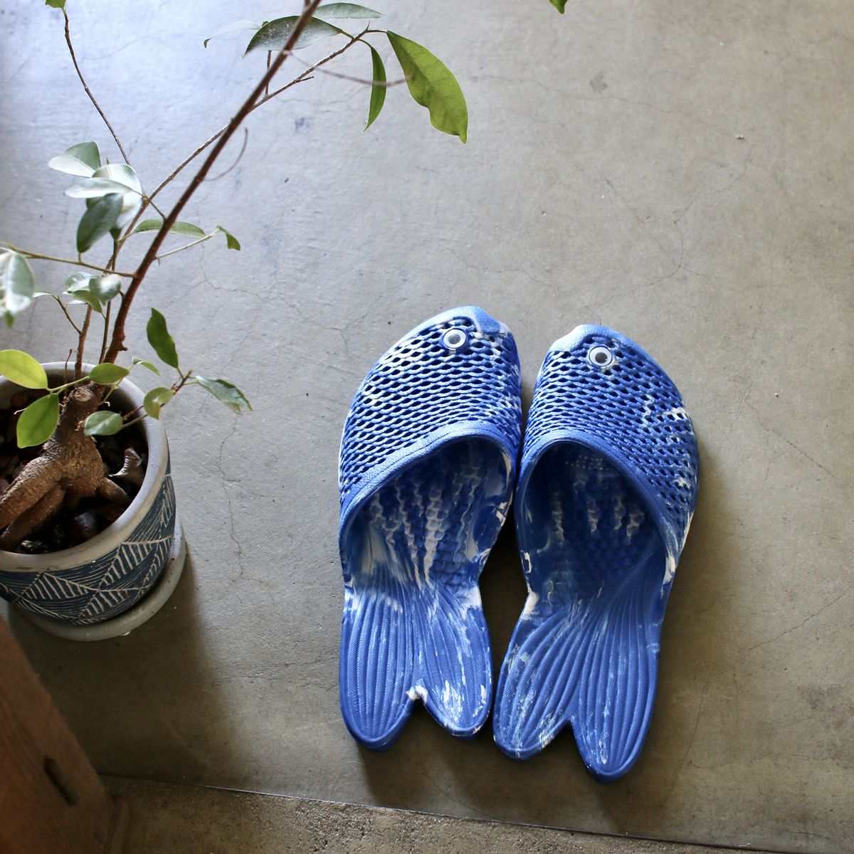 SOW/金魚サンダル マーブルブルー フリーサイズ(約23〜25cm)/ZFLY2600BL