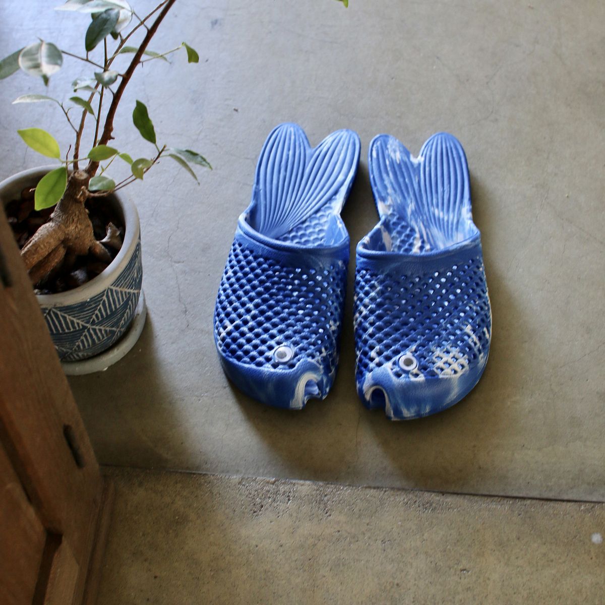 SOW/金魚サンダル マーブルブルー フリーサイズ(約23〜25cm)/ZFLY2600BL