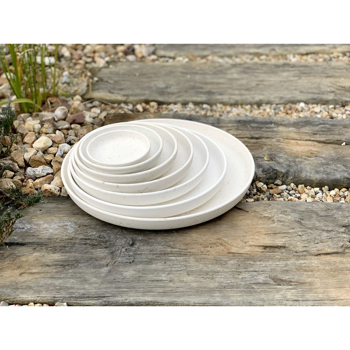 八幡化成/エコプレート丸型10号　BK/242758