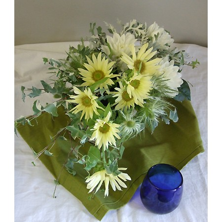 直前 みなみ信州のダリア シベリア 白 60センチ 今週のオトク 通販 はなどんやアソシエ 直前 みなみ信州のダリア シベリア 白 60センチ 今週のオトク 通販 はなどんやアソシエ