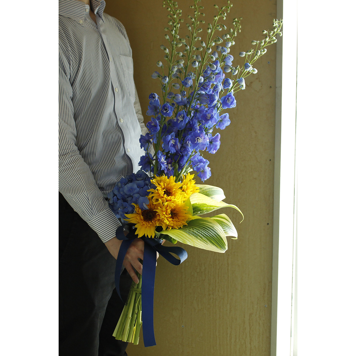 生花 デルフィニューム ジャイアント系 青 秀90 オーロラブルーなど 高冷地産 Ot 通販 はなどんやアソシエ 生花 デルフィニューム ジャイアント系 青 秀90 オーロラブルーなど 高冷地産 Ot 通販 はなどんやアソシエ