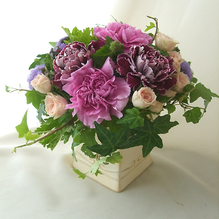 【生花】母の日アレンジキット(ピンクパープル系・スクエア花器)2個分