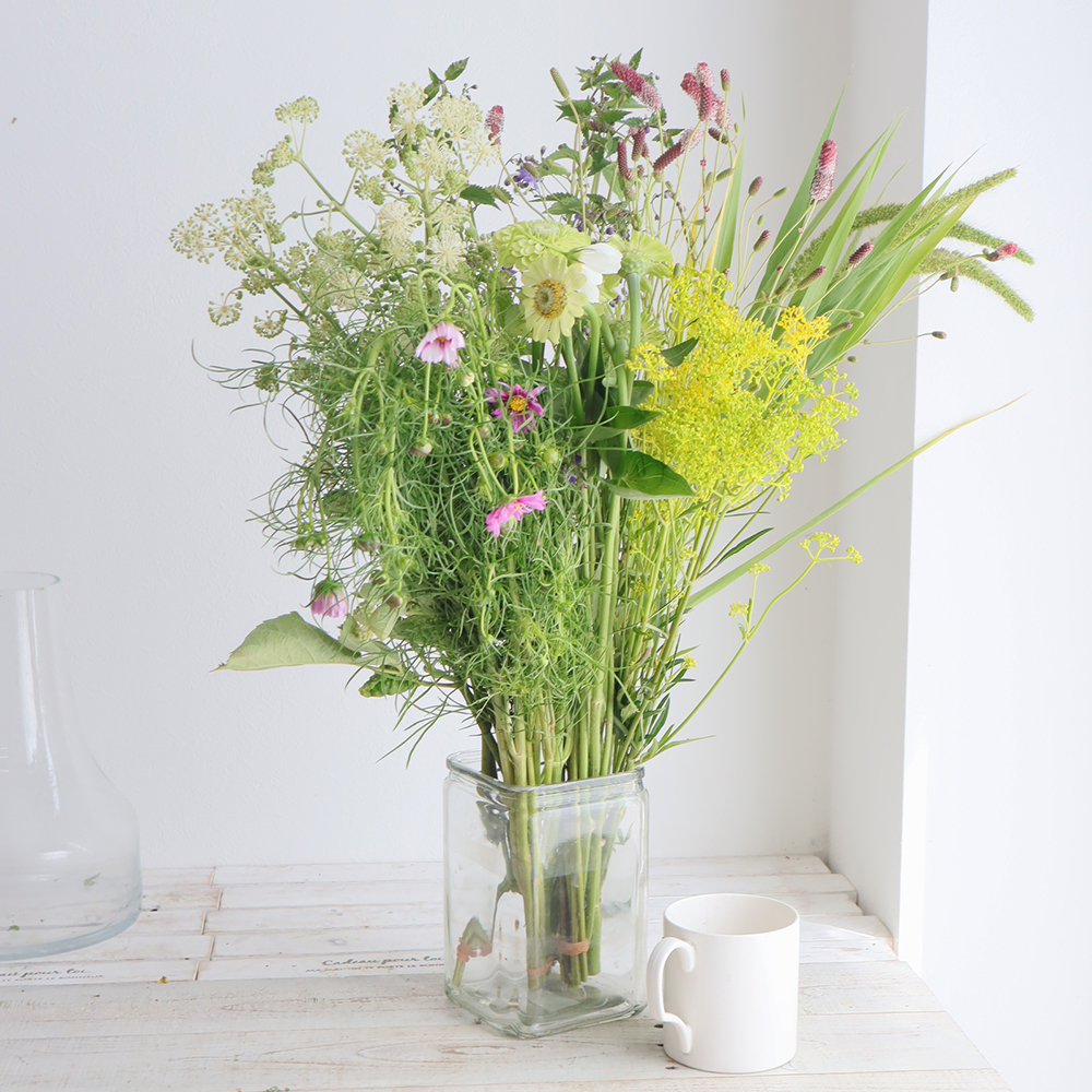 インテリア生花 生花】六合の風 ～ 六合村小花アソートあつんこmix～ 1箱50本入り【OT