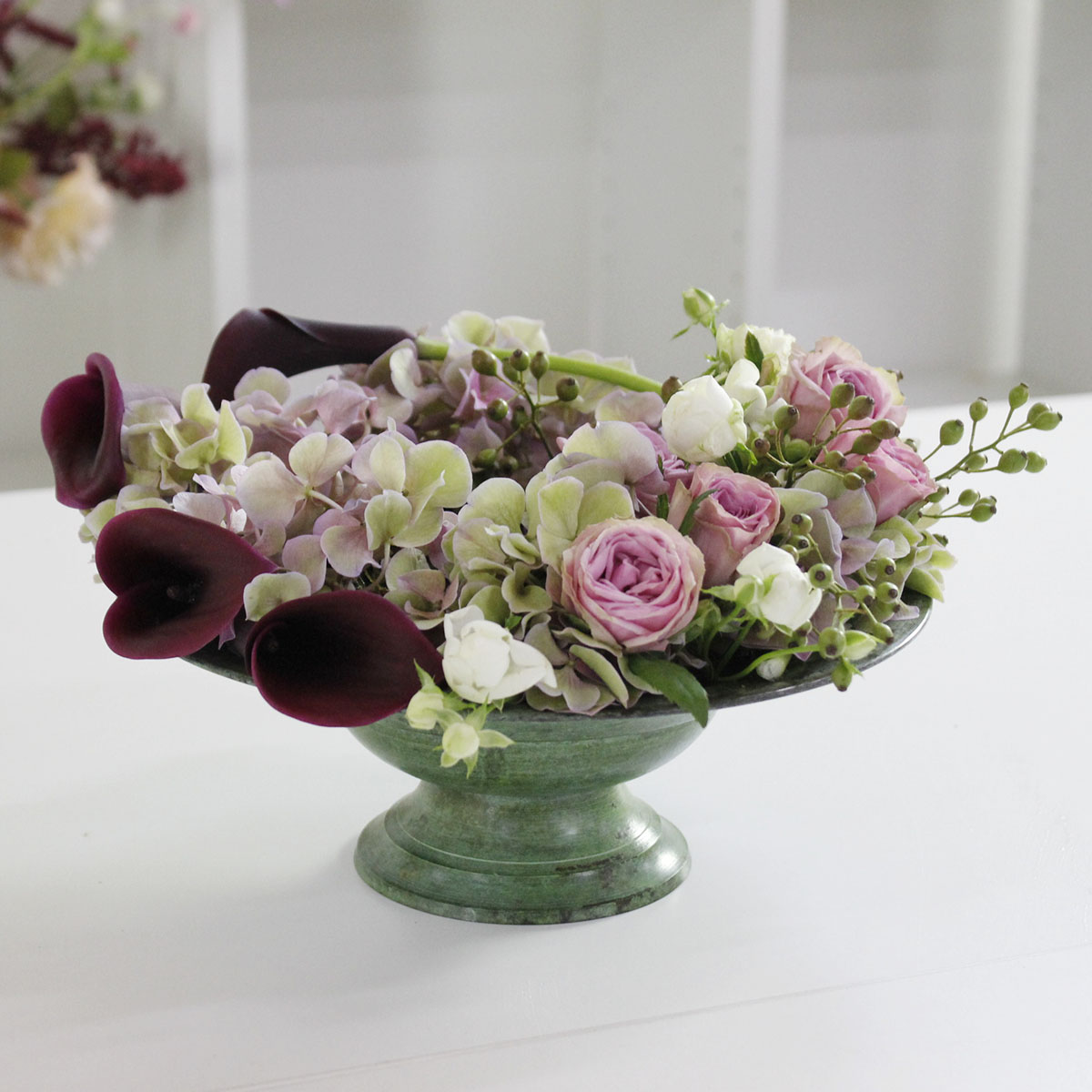 生花 バラ ブルーミルフィーユ ピンク紫 通販 はなどんやアソシエ 生花 バラ ブルーミルフィーユ ピンク紫 通販 はなどんやアソシエ